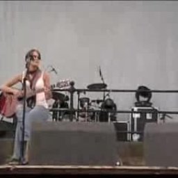 Jenny Beck live at the Beached festival 2004